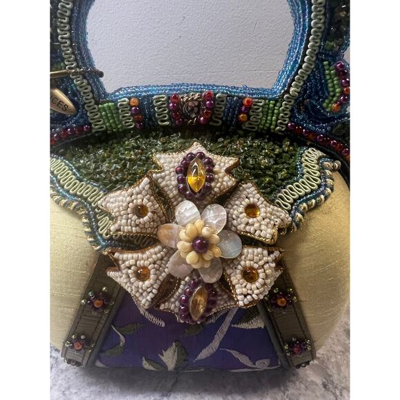 Mary Frances Beaded Handbag Hard Case Purse Jewels Flowers Shells 8 1/2"x 8" JL - Picture 4 of 14